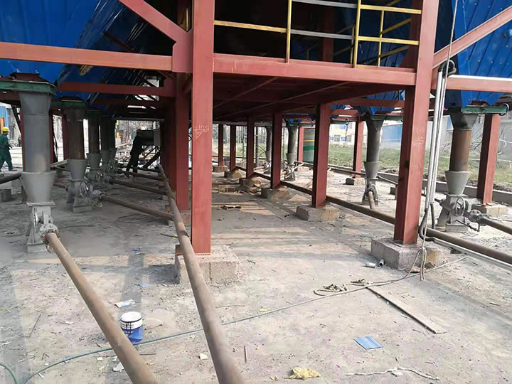 湖北混合物料多泵串联气力输送现场图
